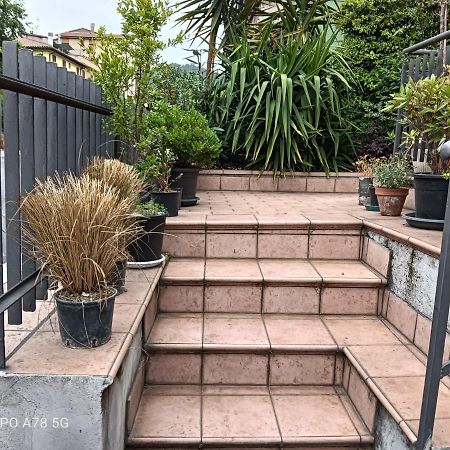 Gelsomino Bianco Apartment Terni Bagian luar foto